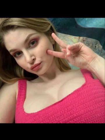 Лера Малиновский